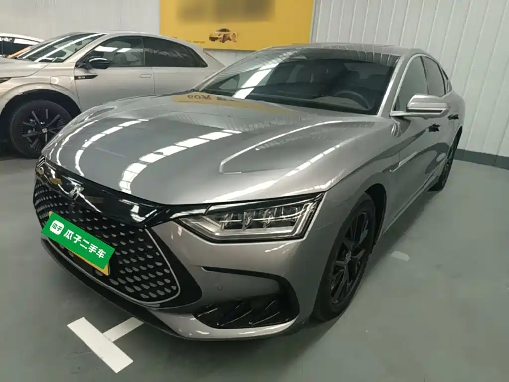 BYD Han 2023 DM-i Champion Edition 121KM Prestige