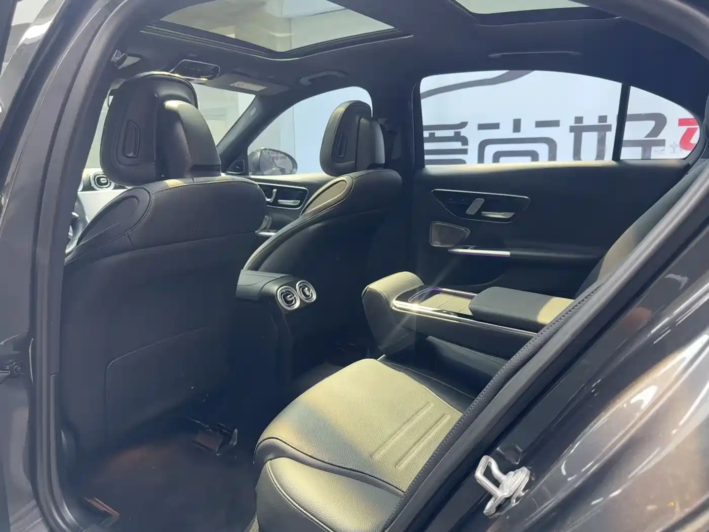 Mercedes-Benz C-Class 2022 Facelift C 260 L Sport фото 13