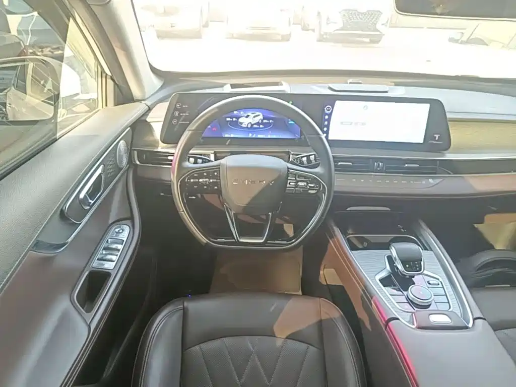 Photo 11 - Chery Tiggo 8 PRO