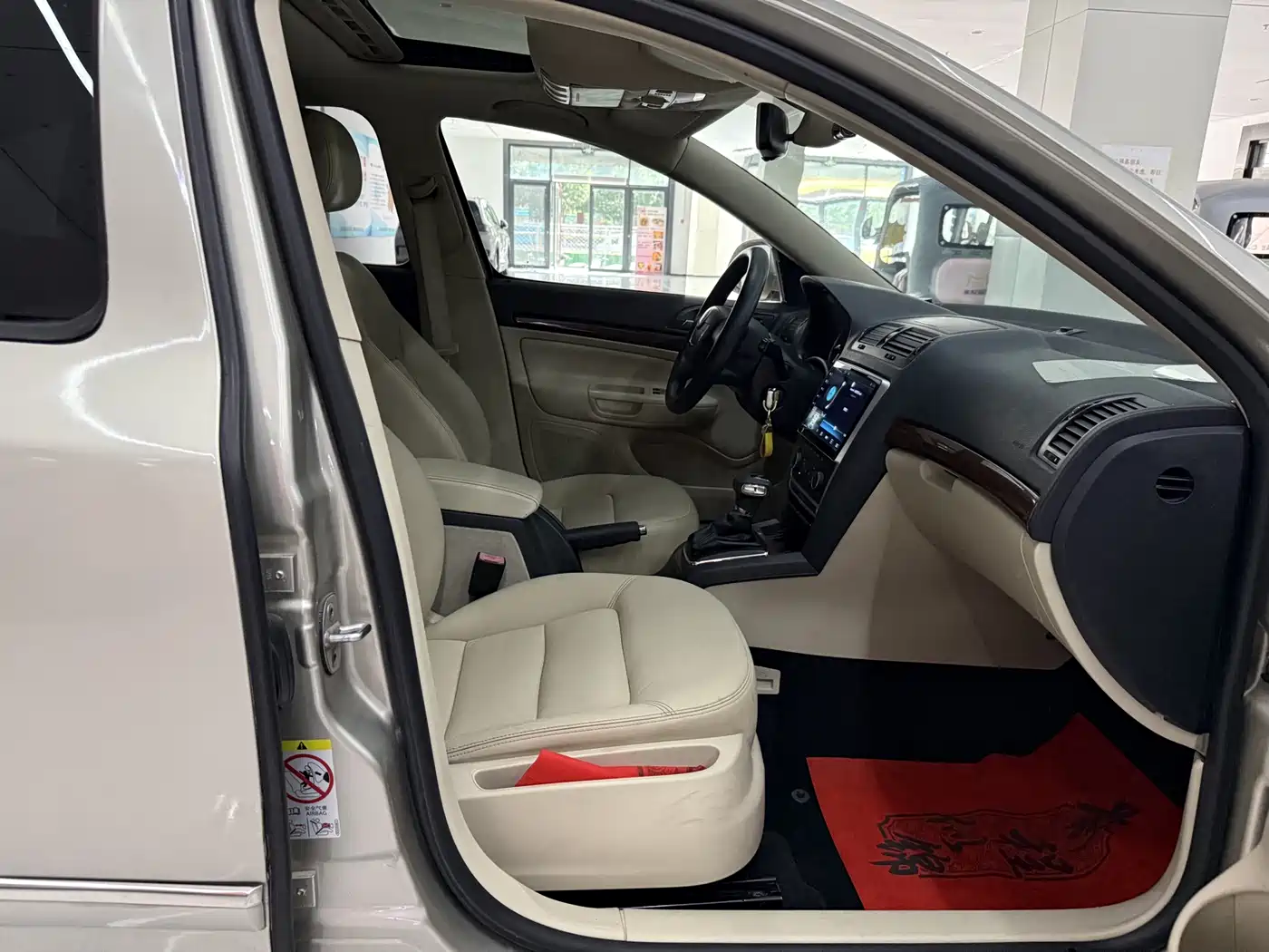 Škoda Octavia 2013 1.6L Automatic Prestige Edition фото 10