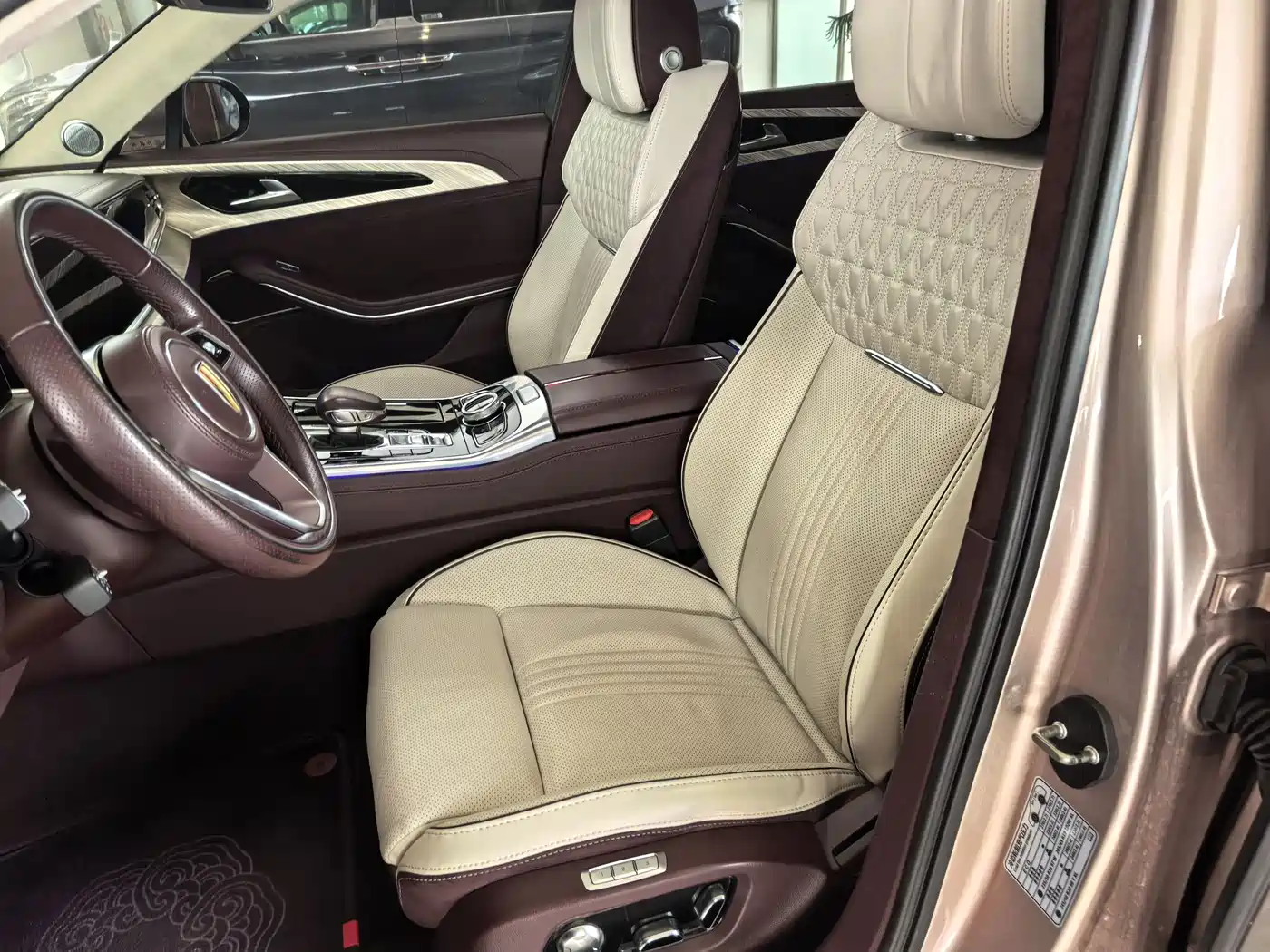 Hongqi H9 2020 3.0T Smart Connect Flagship 4-Seater фото 4