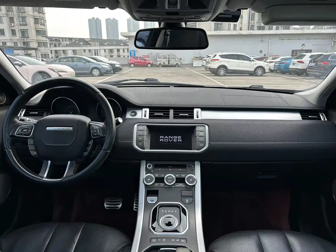 Land Rover Range Rover Evoque (Import) 2013 2.0T 3-door Dynamic Edition фото 5