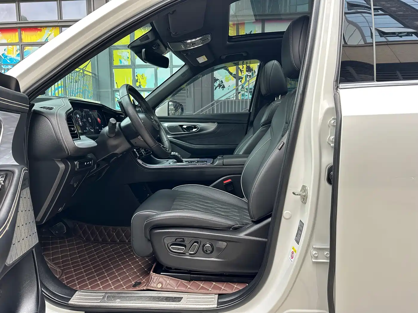 GAC Trumpchi Trumpchi GS8 2022 Pilot Series 2.0TGDI AWD Ultimate Edition (7-Seater) фото 5