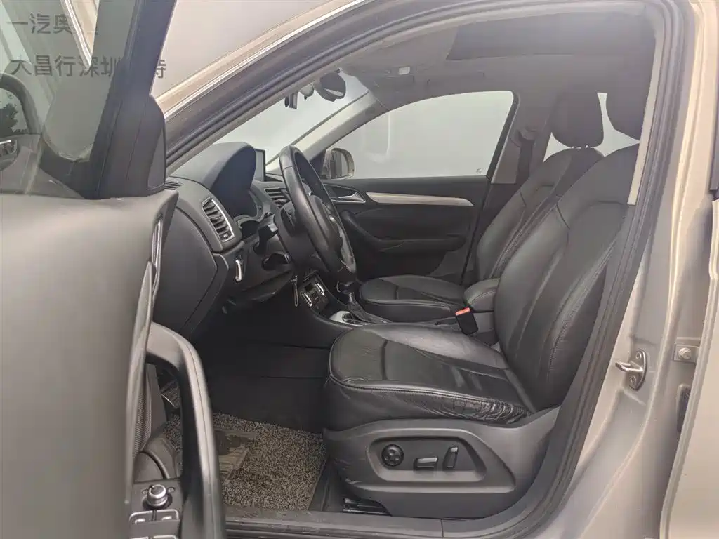Audi Q3 2013 35 TFSI quattro Technology фото 14