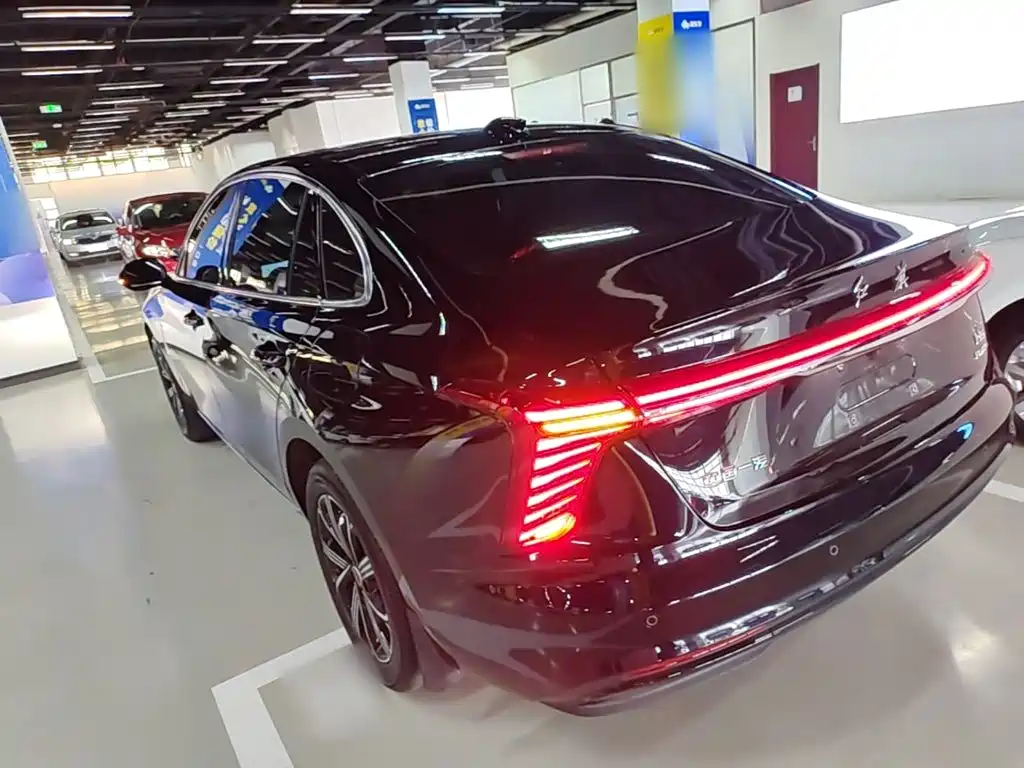 Hongqi H5 PHEV 2026 2025 130 Super Hybrid Edition