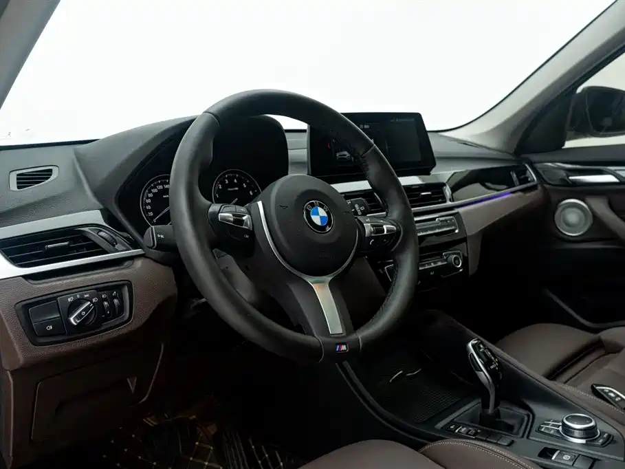 BMW X1 2021 sDrive25Li Leading фото 22