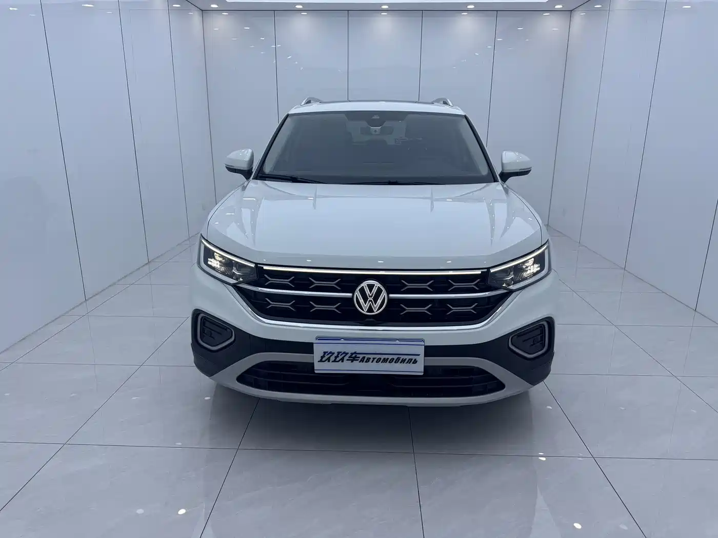 Volkswagen Tayron 2023 280TSI 2WD Luxury Plus Advanced Edition фото 2