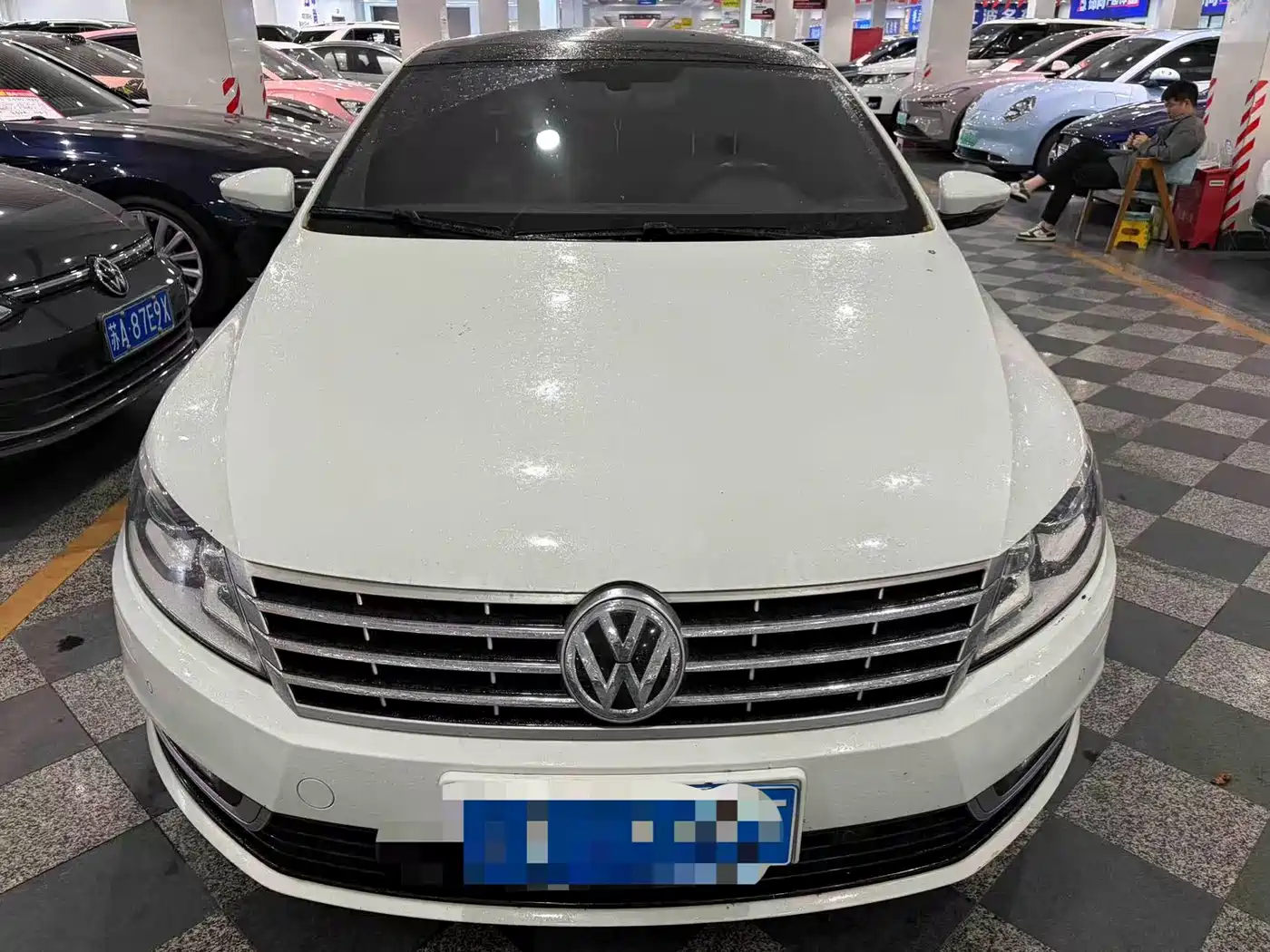 Volkswagen FAW-Volkswagen CC 2015 1.8TSI Luxury фото 2