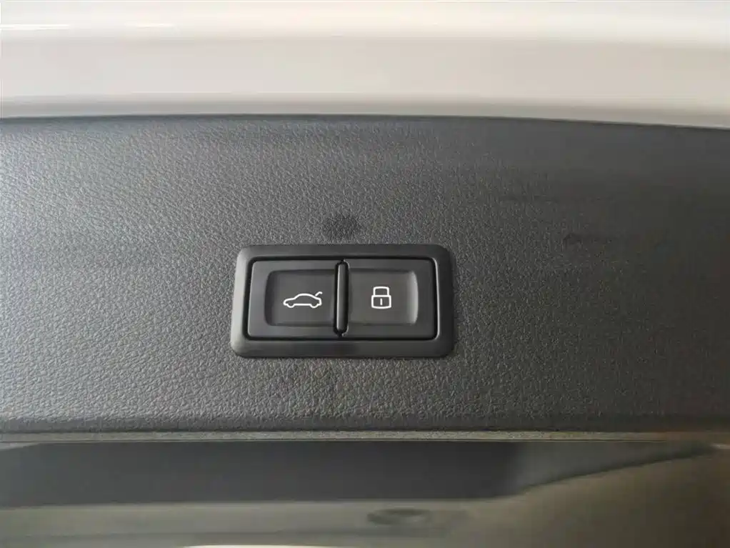 Audi Q2L 2024 Facelift 35TFSI Fashion Dynamic фото 18