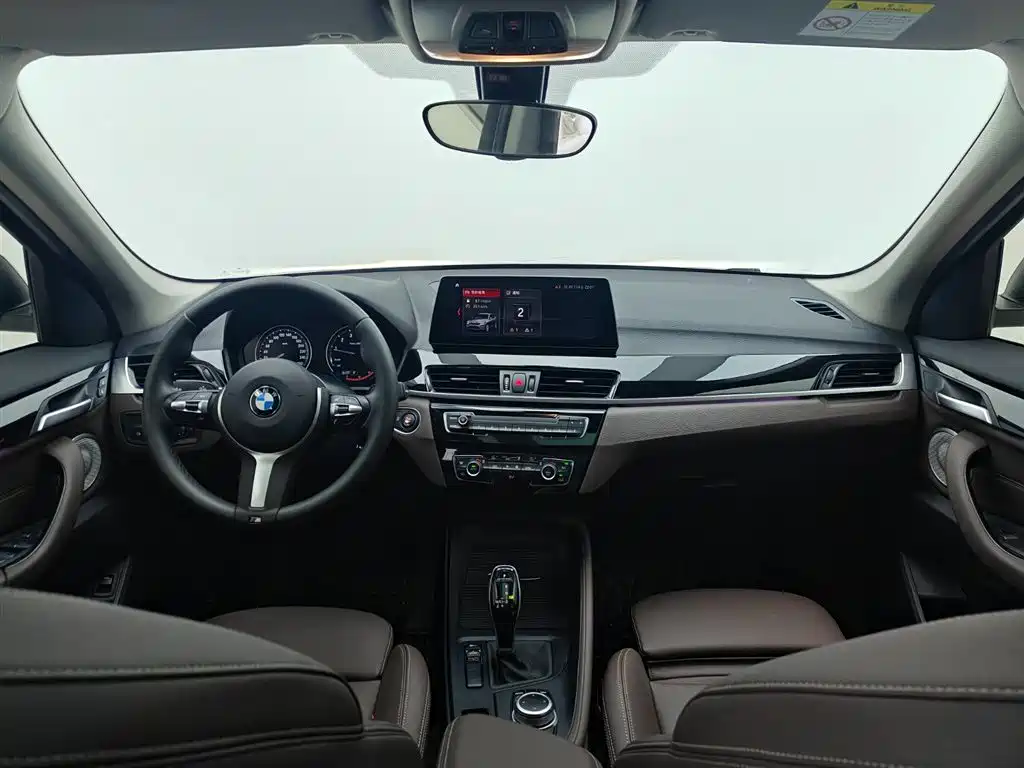 BMW X1 2021 sDrive25Li Leading фото 20