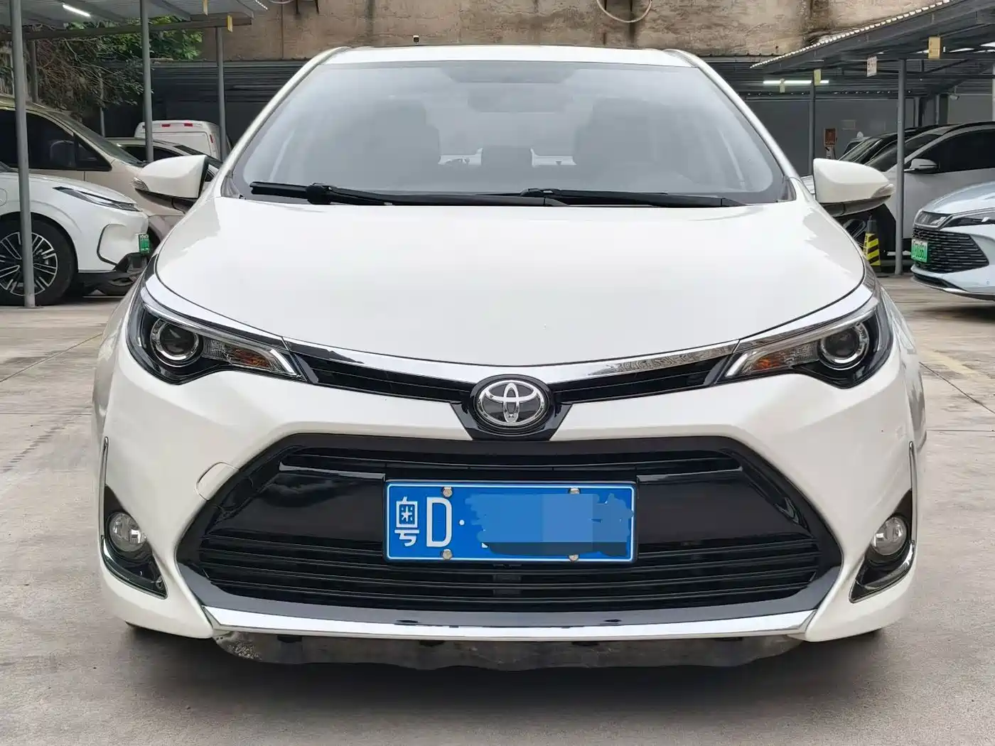 Toyota Levin 2017 Facelift 185T CVT Elite (China V) фото 2