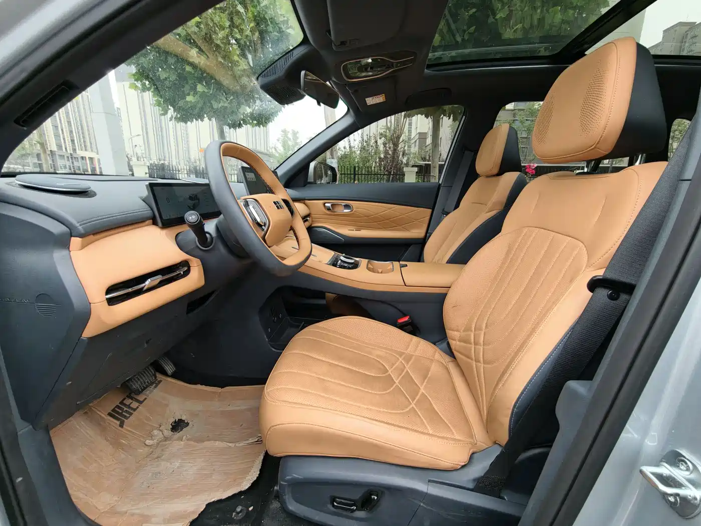 Geely Galaxy Galaxy Starship 7 EM-i 2025 Model 120km Explorer+ Edition фото 4