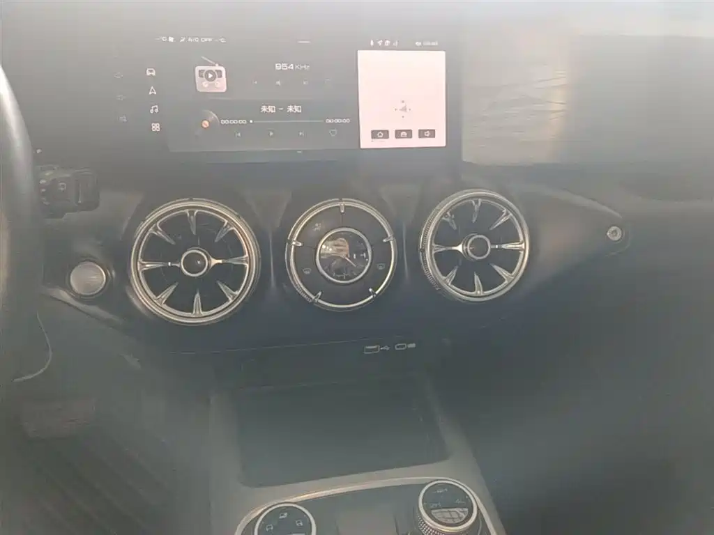 Tank 300 2021 Off-road Edition 2.0T Challenger фото 13