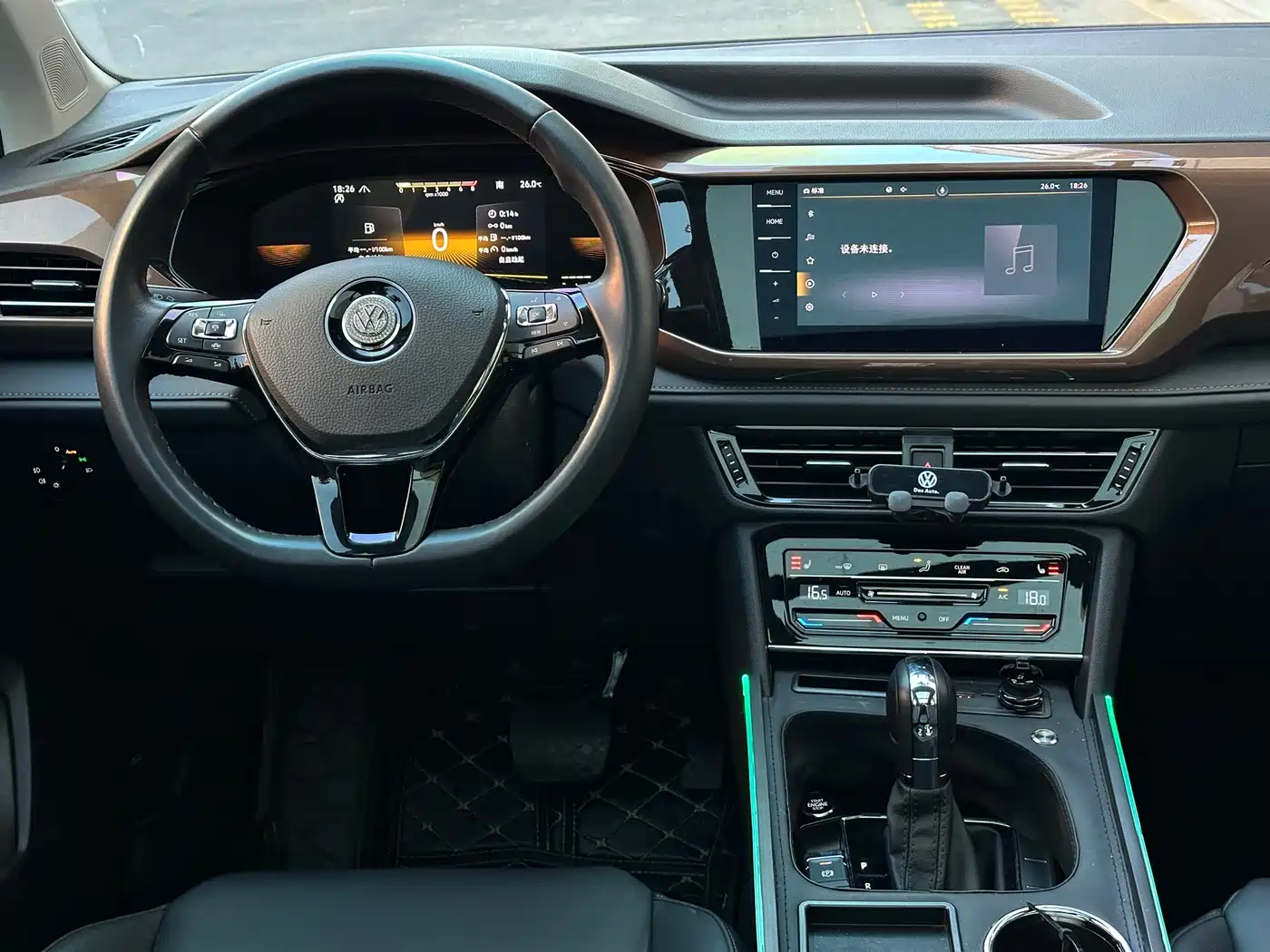 Volkswagen Tharu 2022 280TSI FWD Luxury Edition фото 13