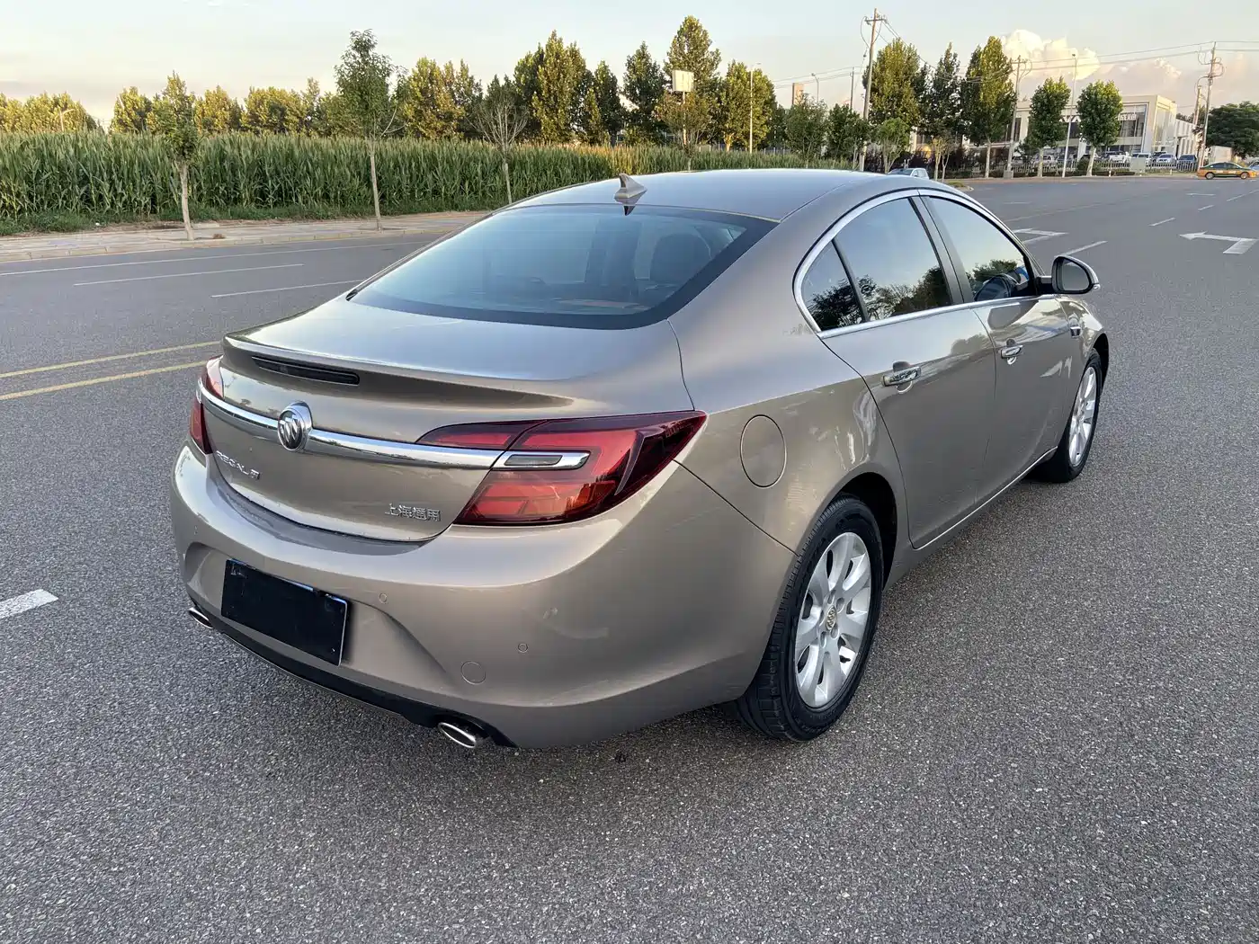Фото 4 - Buick Regal