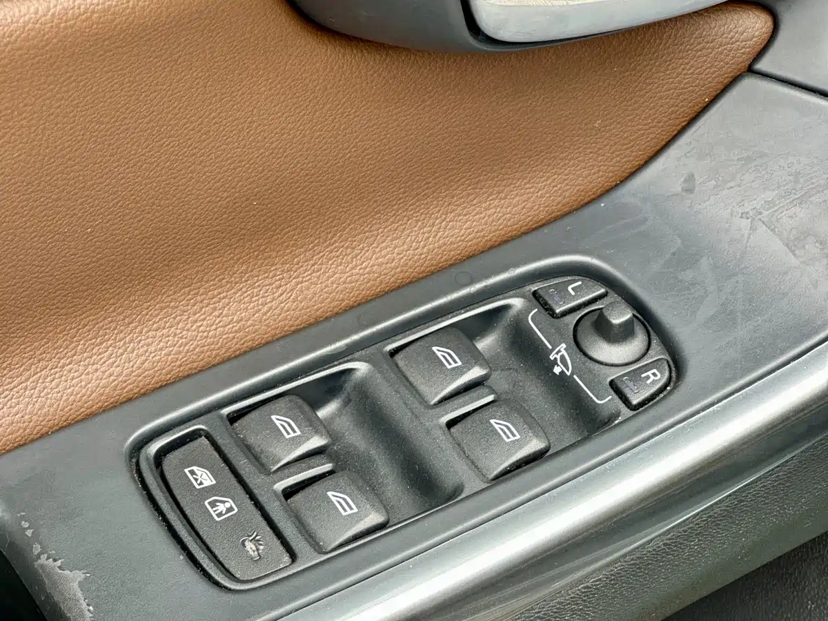 Volvo XC60 (Import) 2014 2014 T5 Wisdom & Elegance