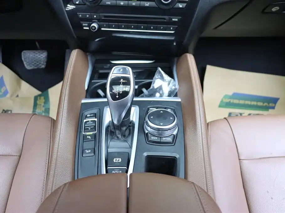 BMW X6 2015 xDrive35i Leading Type фото 26