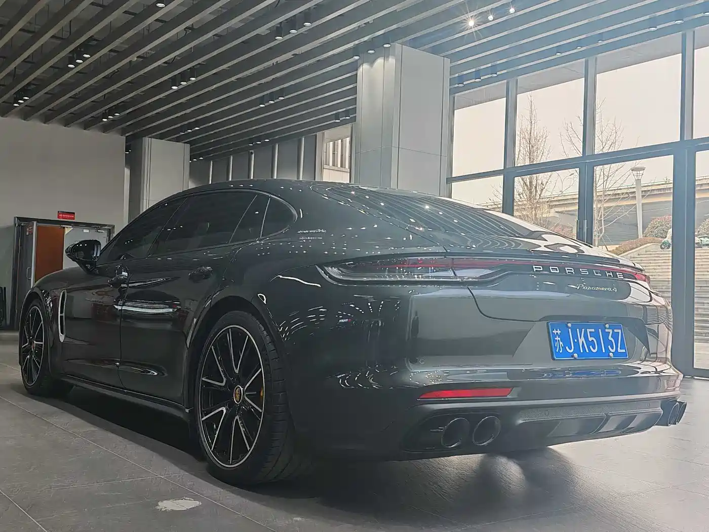Porsche Panamera 2023 Panamera Executive Long Wheelbase 2.9T фото 9