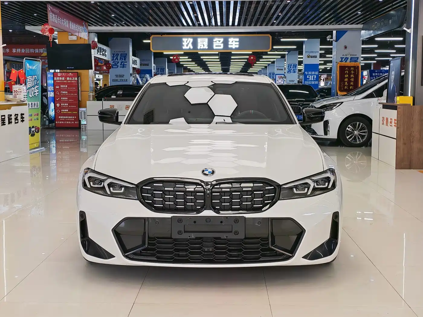 BMW 3 Series 2024 325i M Sport Shadowline Package фото 2