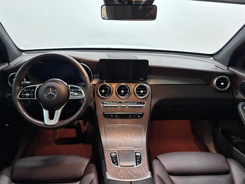 Mercedes-Benz GLC 2020 Facelift GLC 300 L 4MATIC Dynamic фото 11