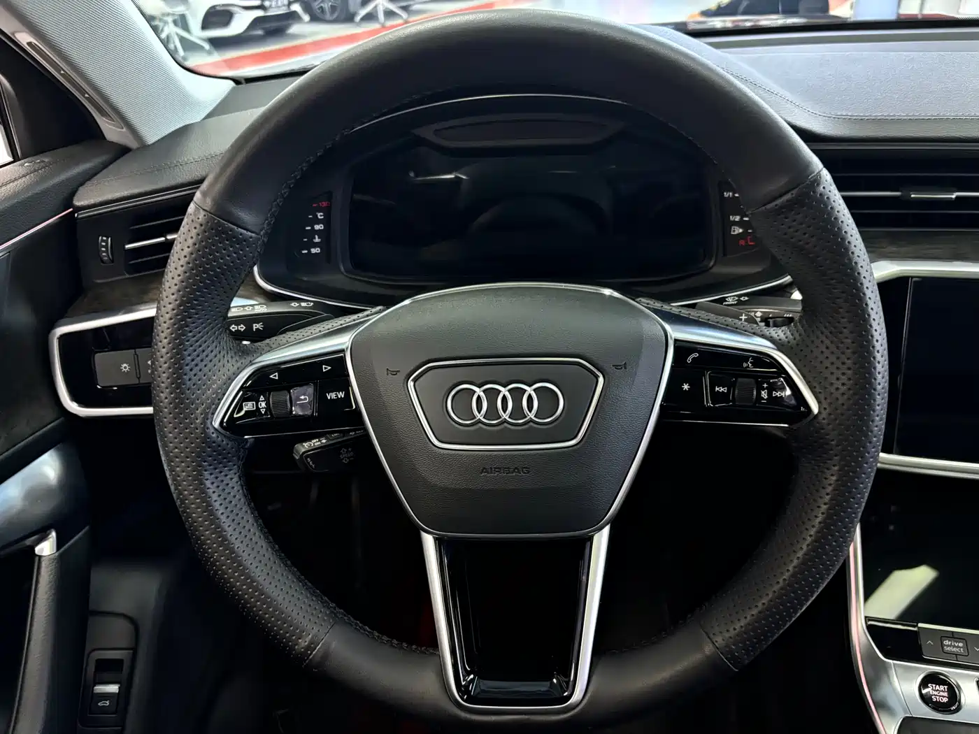 Audi A6L 2021 45 TFSI Exclusive Elegance фото 12