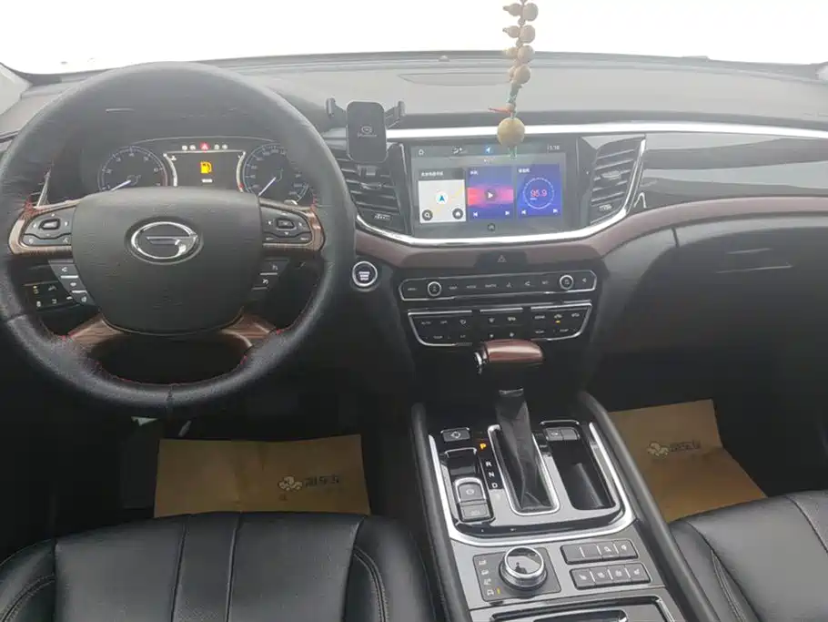 GAC Trumpchi Trumpchi GS8 2017 320T AWD Luxury Smart Connect (7-Seater) фото 12