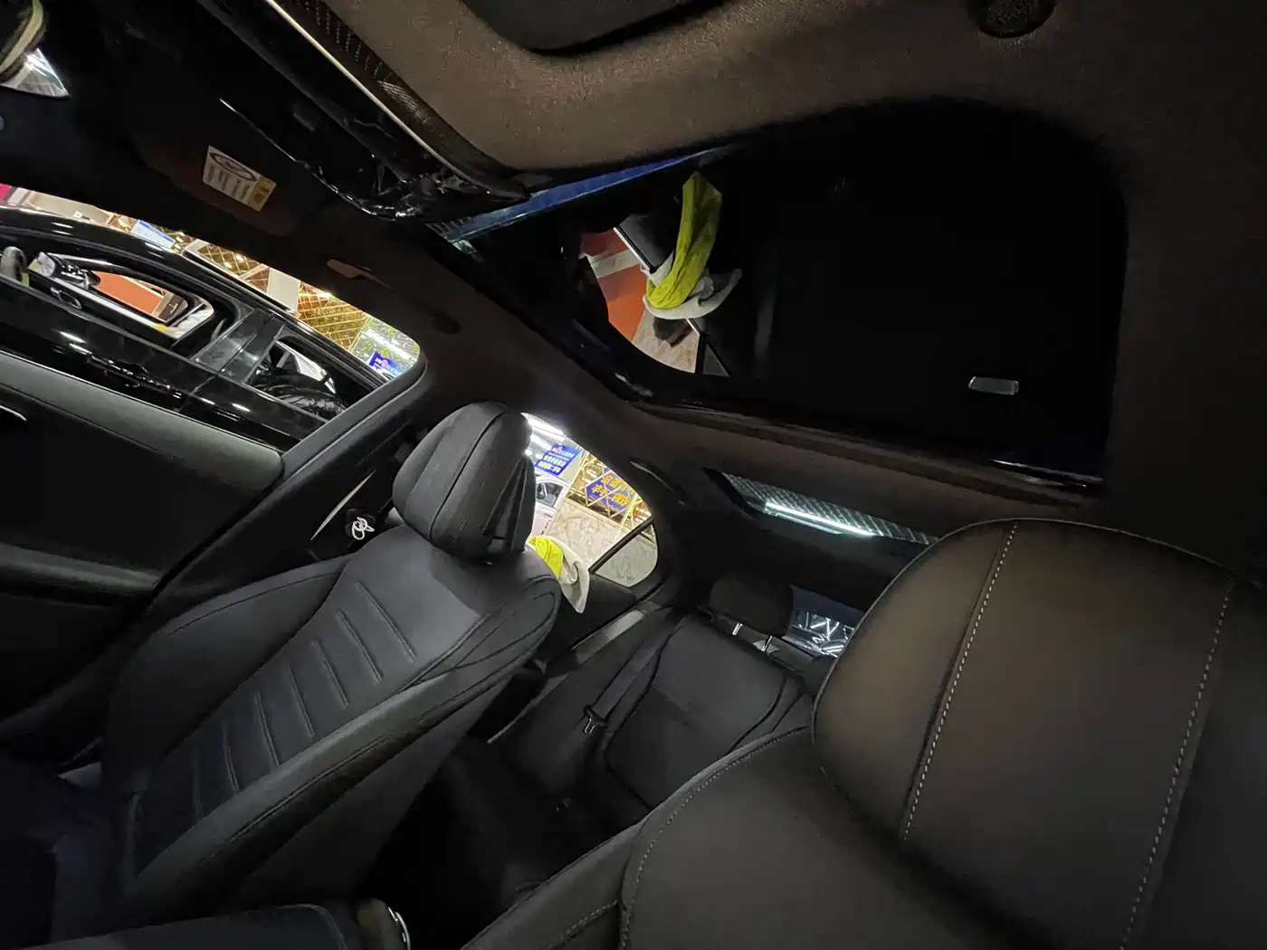 Mercedes-Benz C-Class 2024 Second Facelift C 260 L Sport фото 16