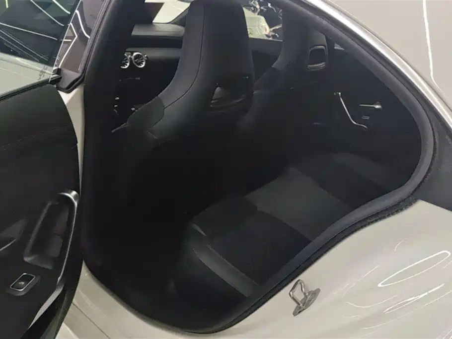 Mercedes-Benz CLA (Import) 2022 CLA 200 фото 11