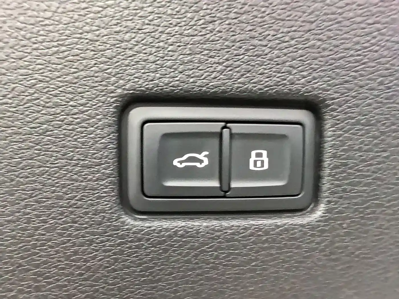 Audi Q8 2021 Model 55 TFSI Exclusive Dynamic фото 12