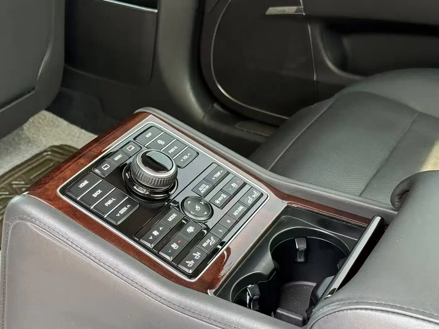 Hyundai Equus 2014 2014 3.8 GDi LWB Flagship
