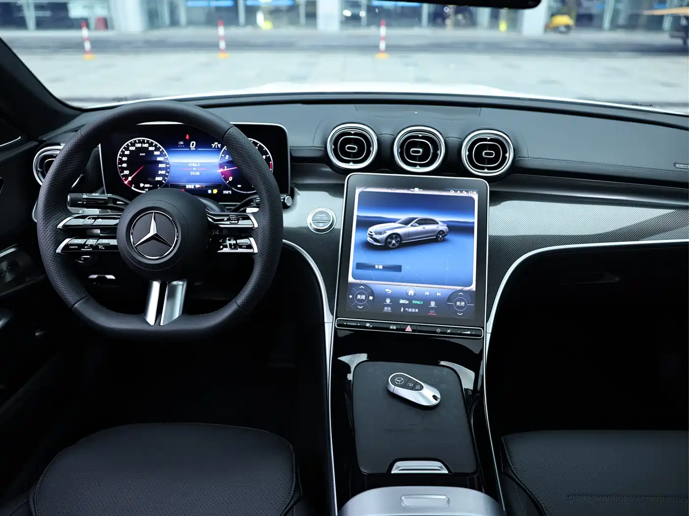 Mercedes-Benz C-Class 2023 Facelift C 260 L Night Sport Edition фото 10