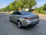 Фото 7 - Geely Geometry A