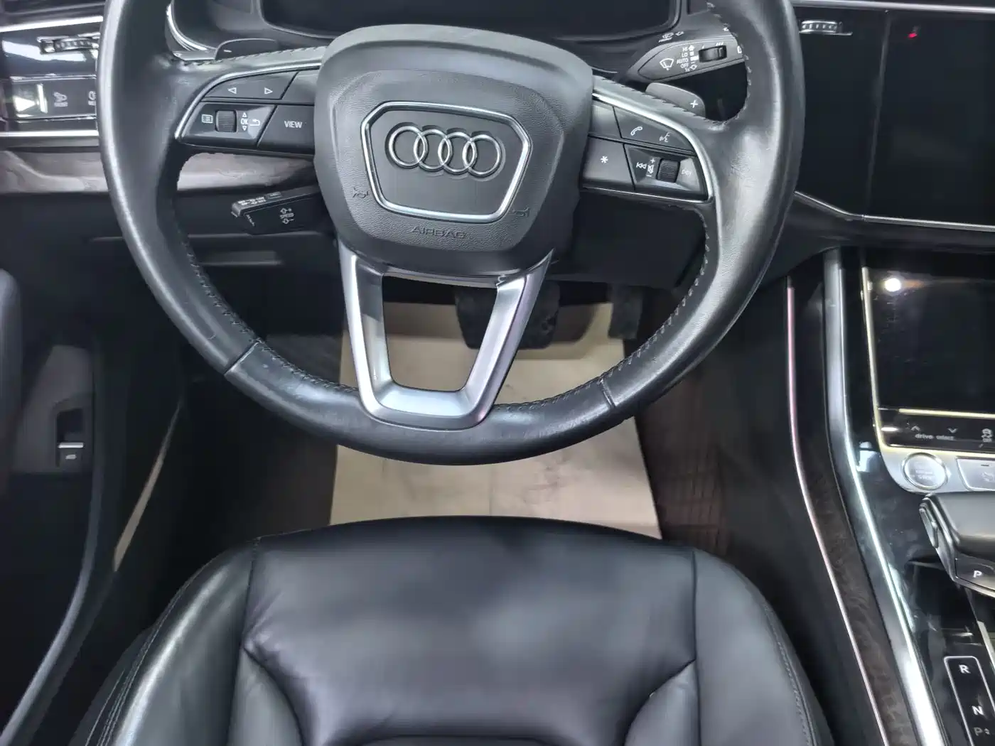 Audi Q8 2019 55 TFSI Luxury Dynamic фото 3