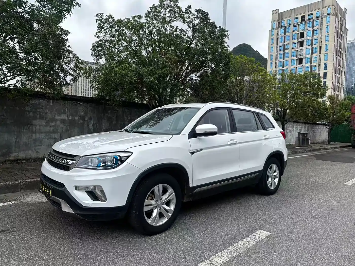 Фото 3 - Changan CS75