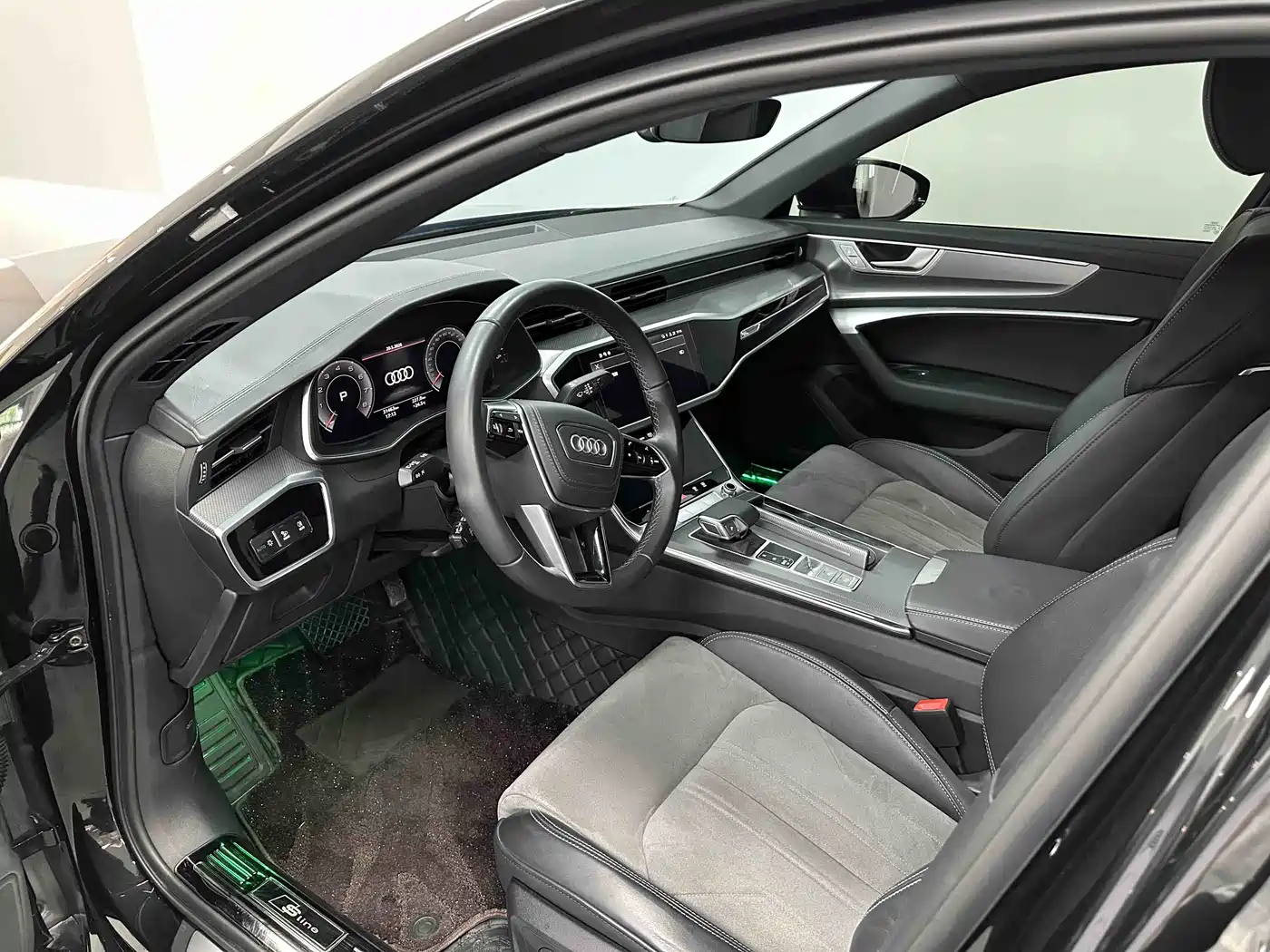 Audi A6L 2024 45 TFSI Premium Dynamic фото 11