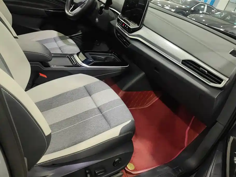 Volkswagen ID.4 CROZZ 2022 Standard Range PURE Edition фото 8