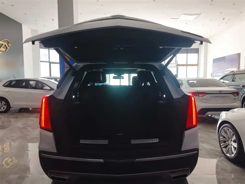 Cadillac XT5 2024 2.0T FWD Fashion Edition фото 19