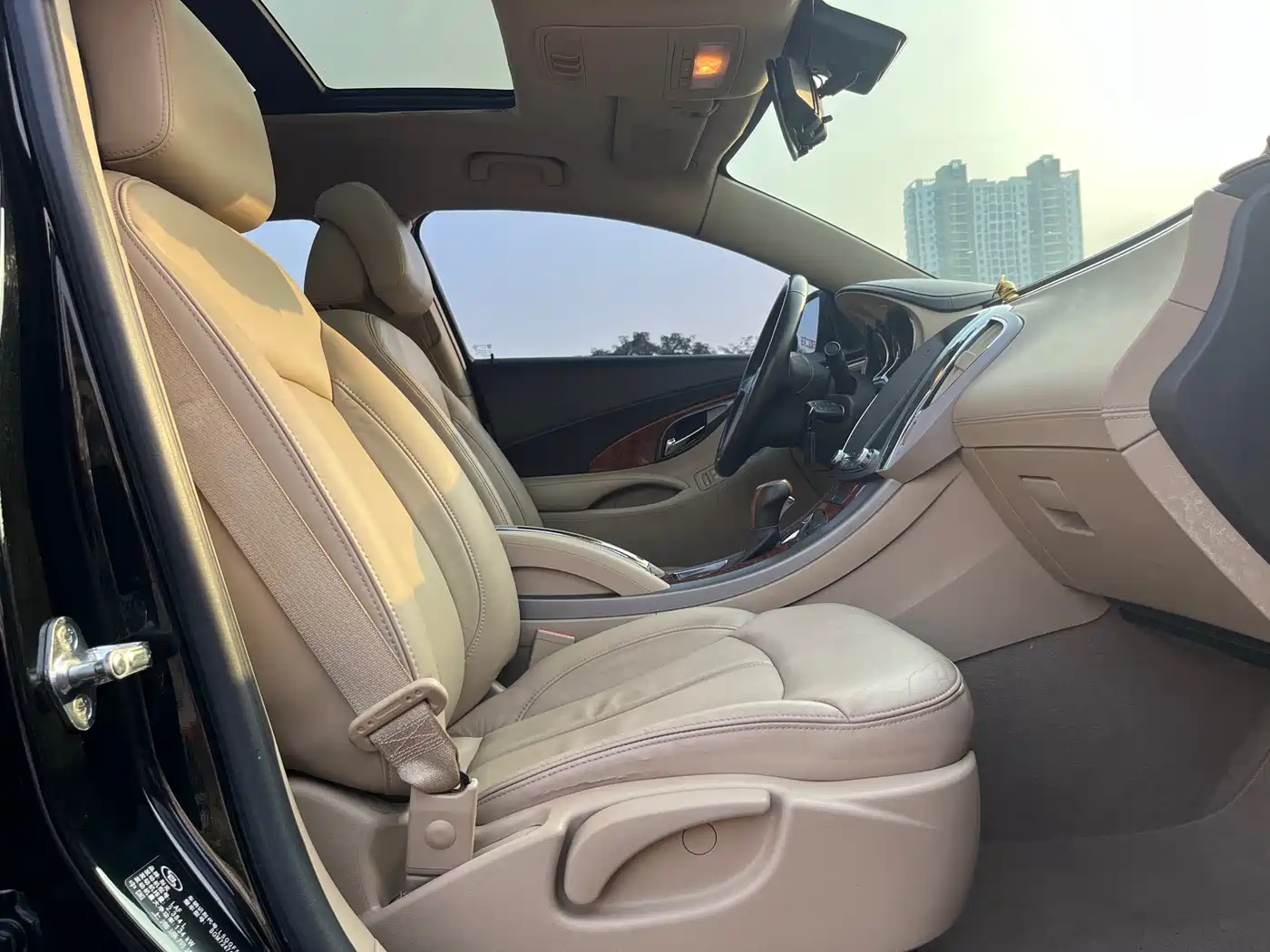 Buick LaCrosse 2012 2.4L SIDI Elegance Edition фото 13