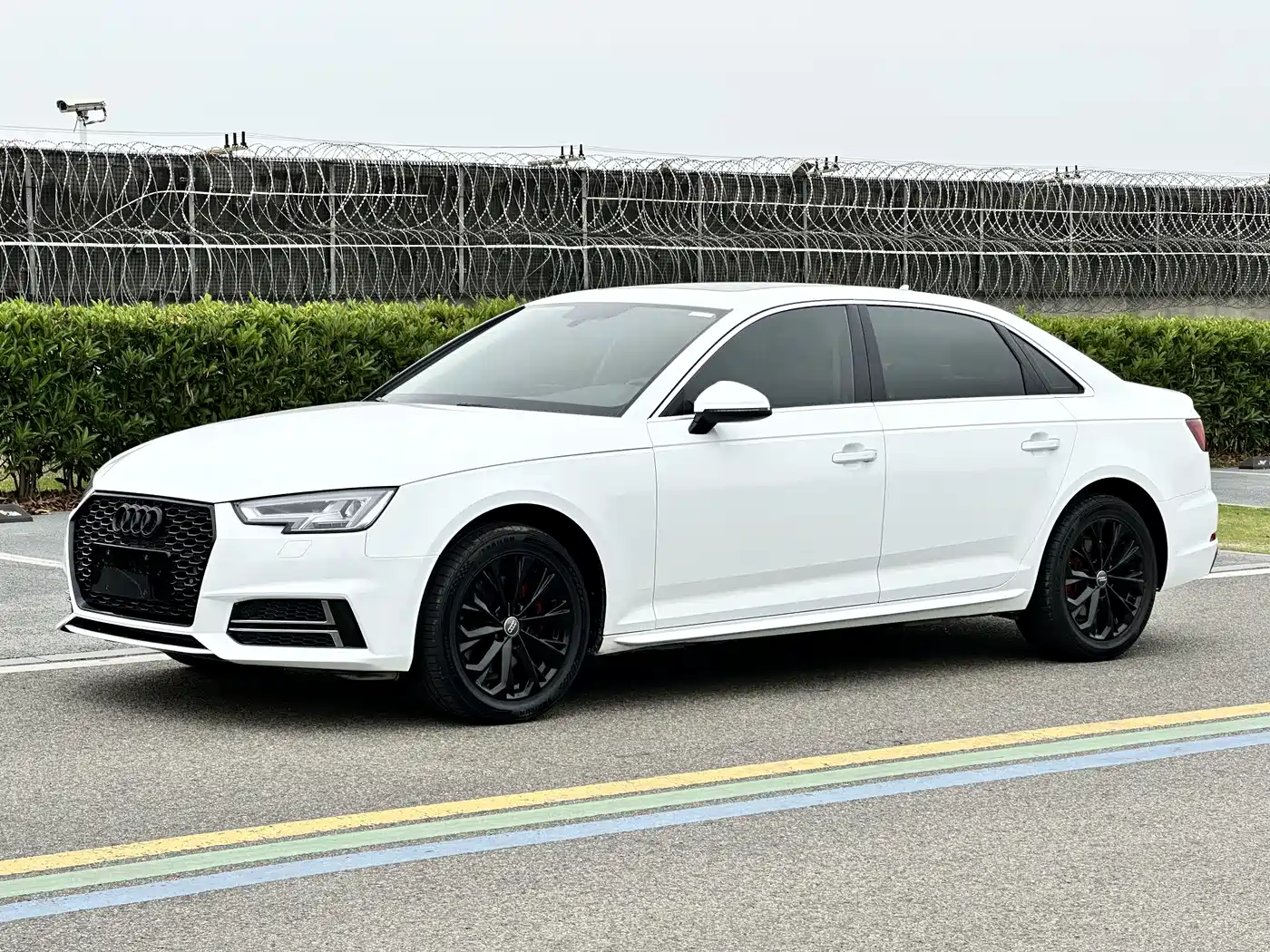 Audi A4L 2019 40 TFSI Progressive (China VI)