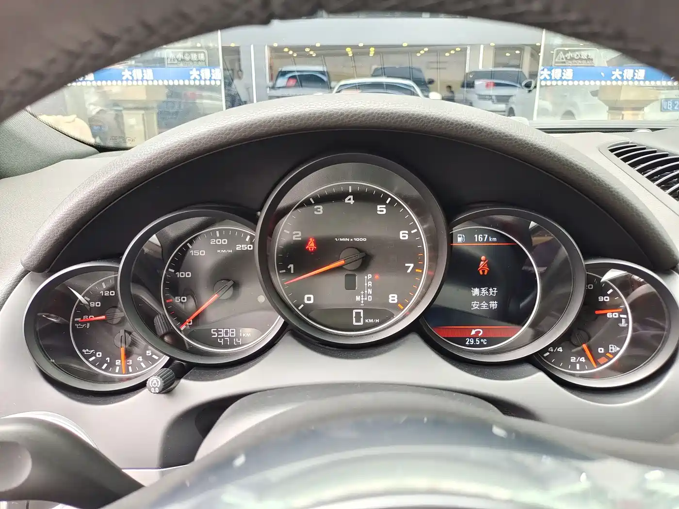 Porsche Cayenne 2014 Cayenne Platinum Edition 3.0T фото 17
