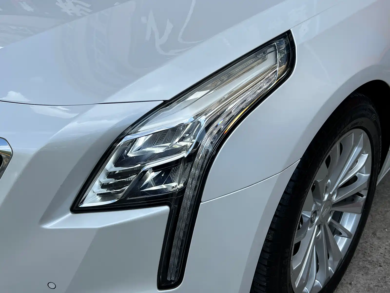 Фото 22 - Cadillac CT6
