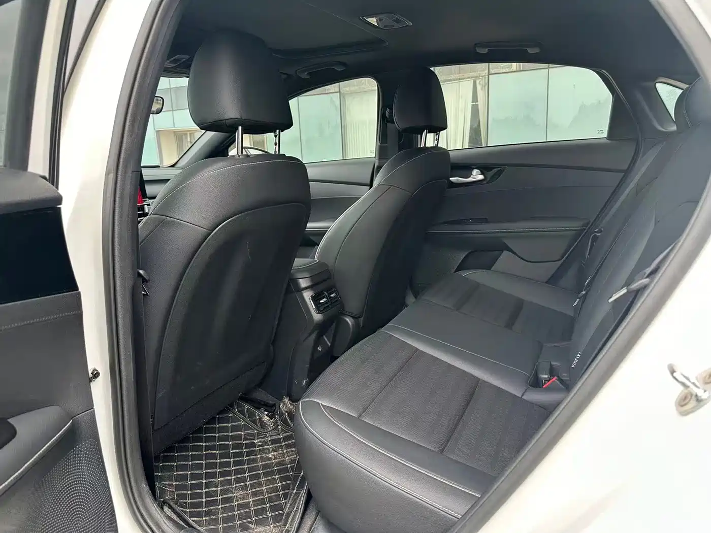Kia K3 2024 2024 1.5L CVT Luxury Smart Edition