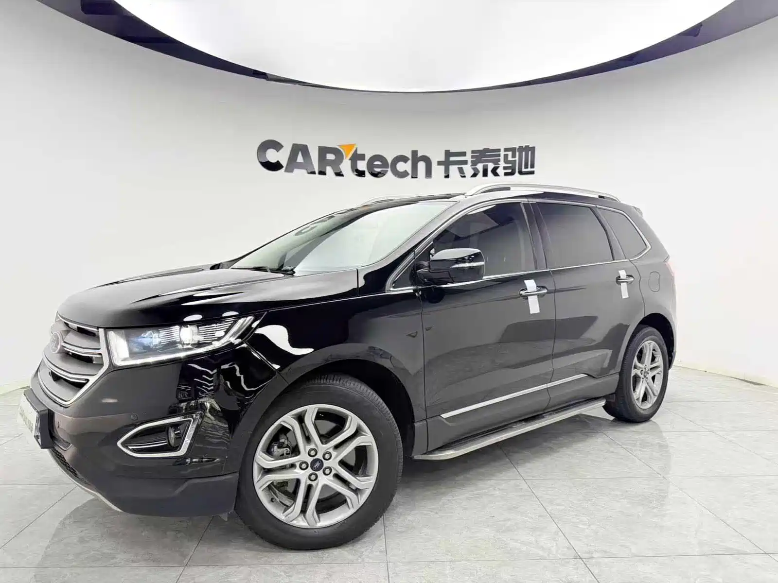 Фото 1 - Ford Edge