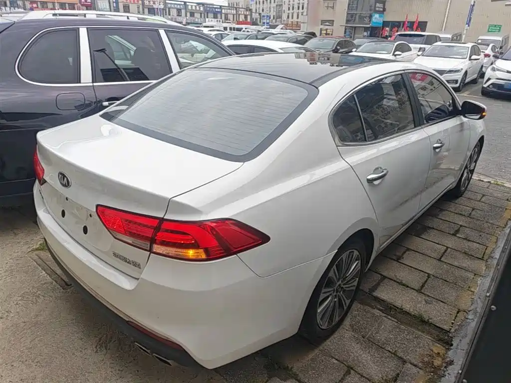 Kia K4 2014 1.8L Automatic DLX фото 7