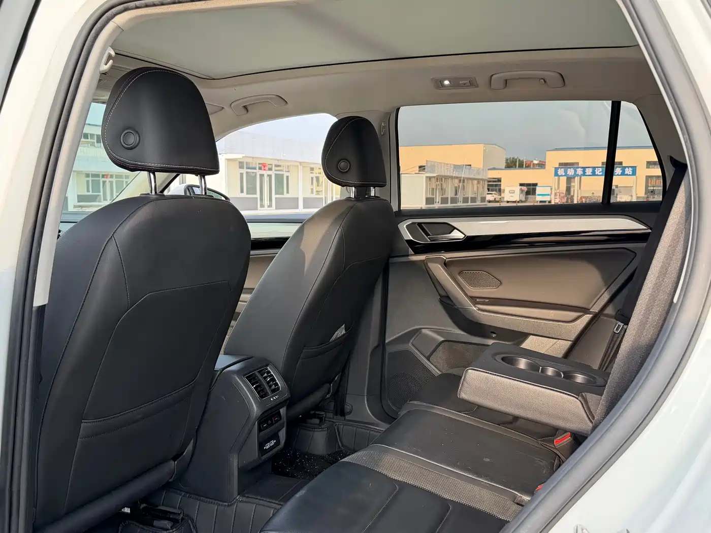 Volkswagen Tayron 2019 330TSI 2WD Luxury China VI фото 5