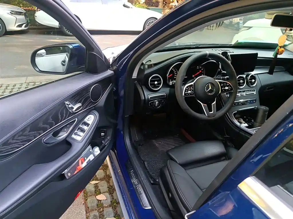Mercedes-Benz C-Class 2019 C 180 L Fashion Sport Edition фото 14