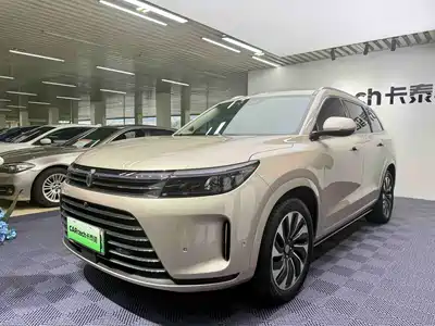 AITO M7