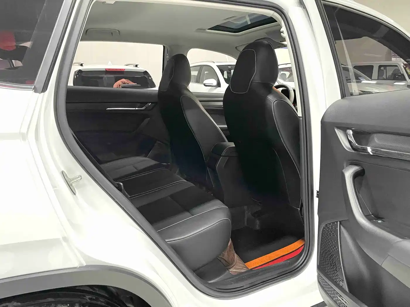 Škoda Kamiq 2023 Facelift 1.5L Auto Comfort Edition фото 8