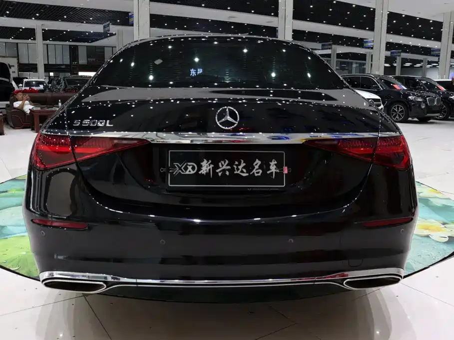 صورة 5 - Mercedes-Benz S-Class