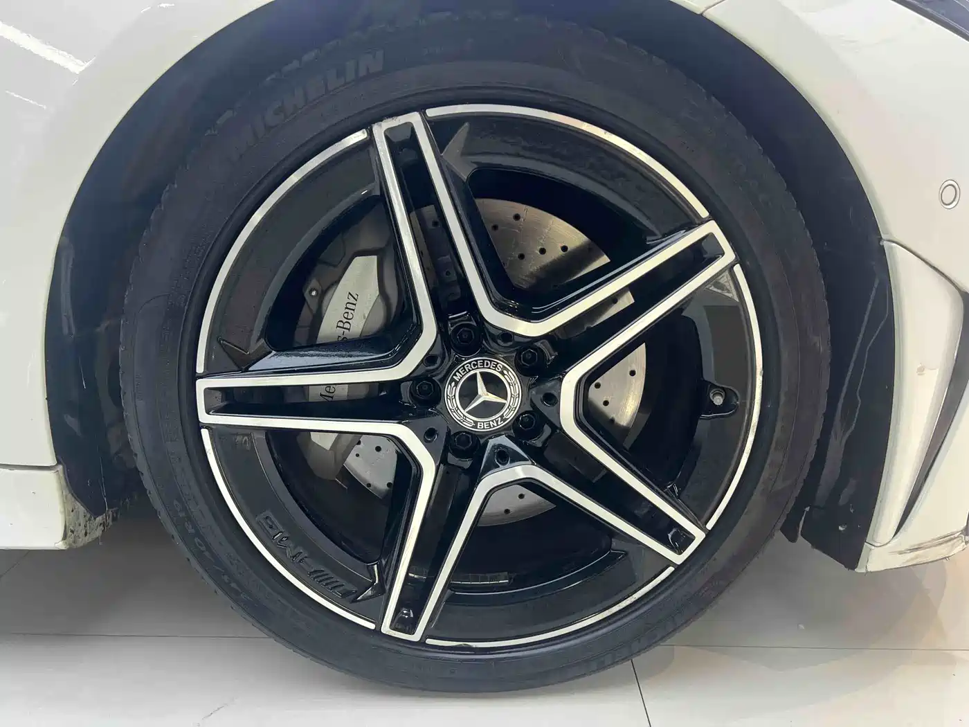 Mercedes-Benz CLS 2022 CLS 300 Luxury фото 16